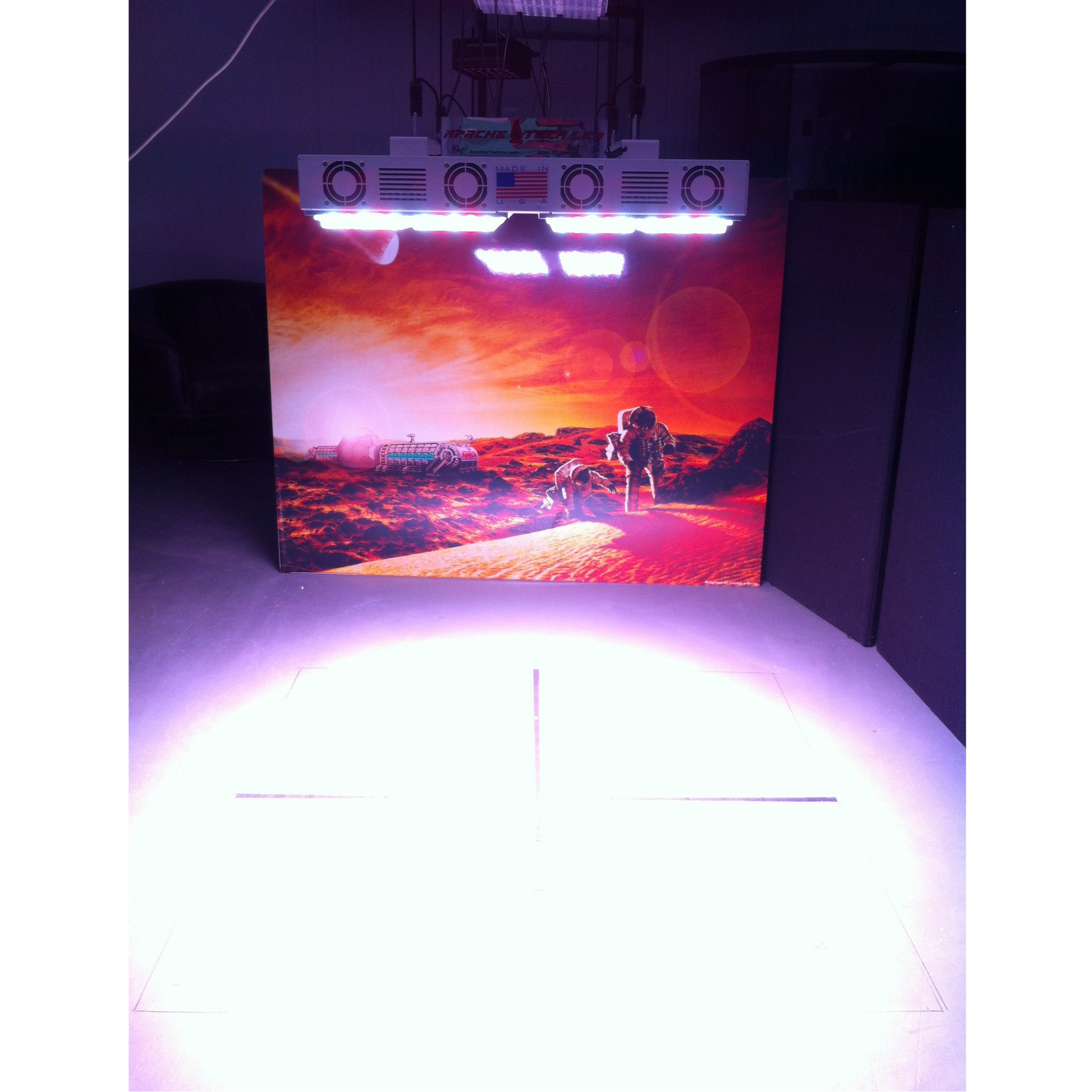 Apache Tech AT600 light