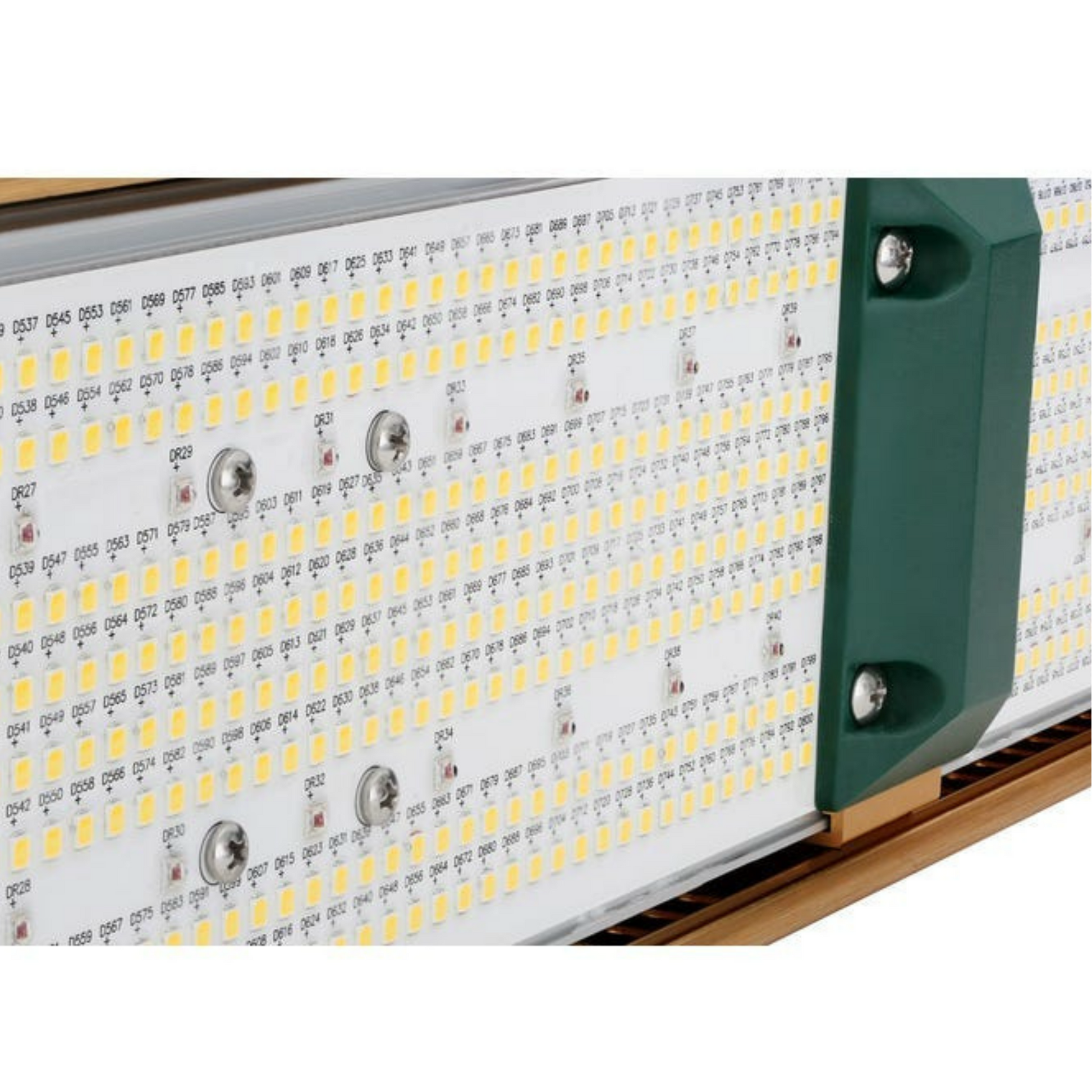Growers Choice GHS730 LED Grow Light diodes