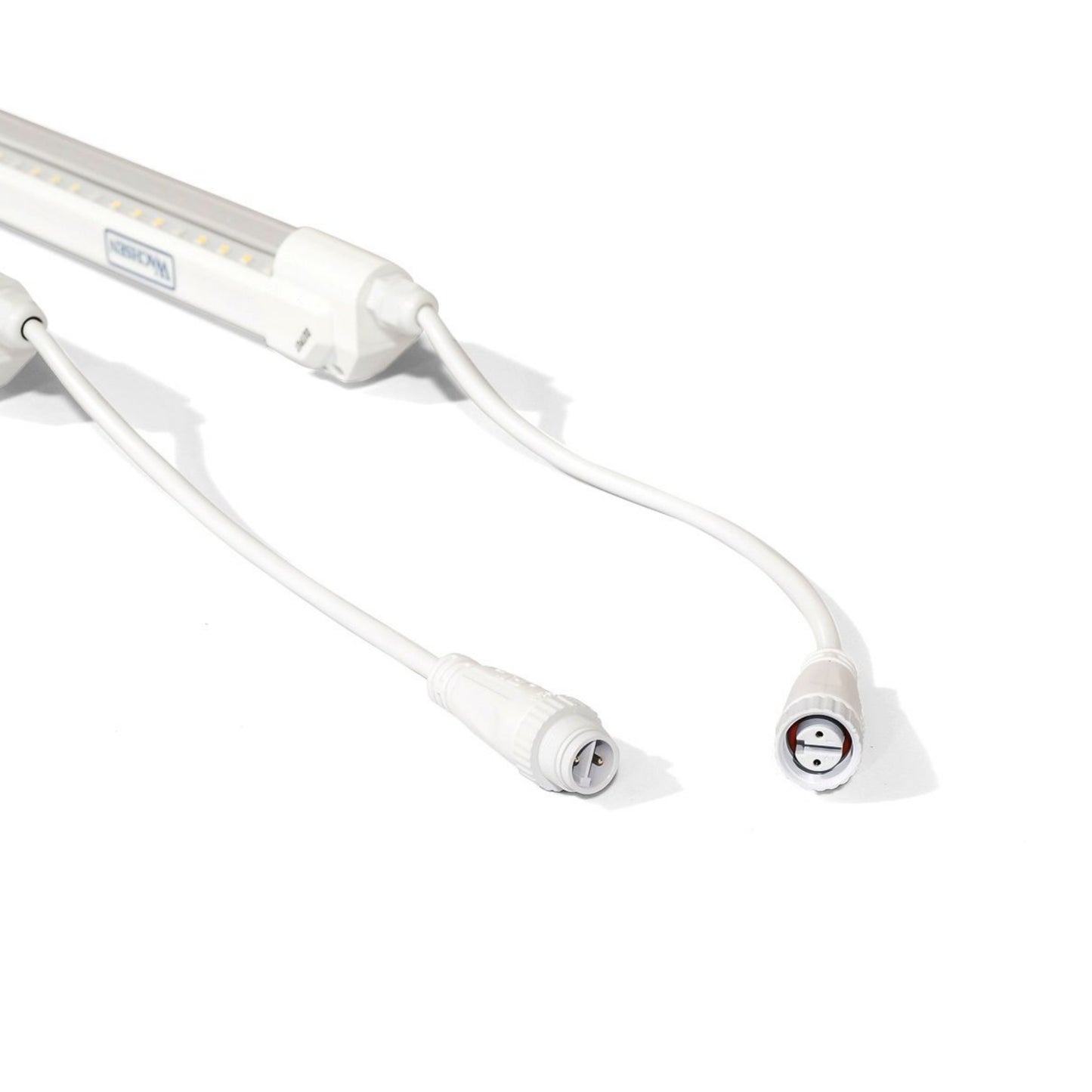 Wachsen 18W Clone LED 120-277V Fixture (2_Pk) plugs