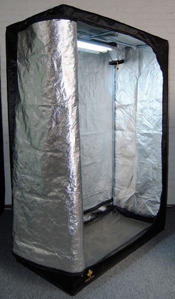 Secret Jardin Darkstreet v4.0 DS120W 48 inch x 24 inch x 64 inch