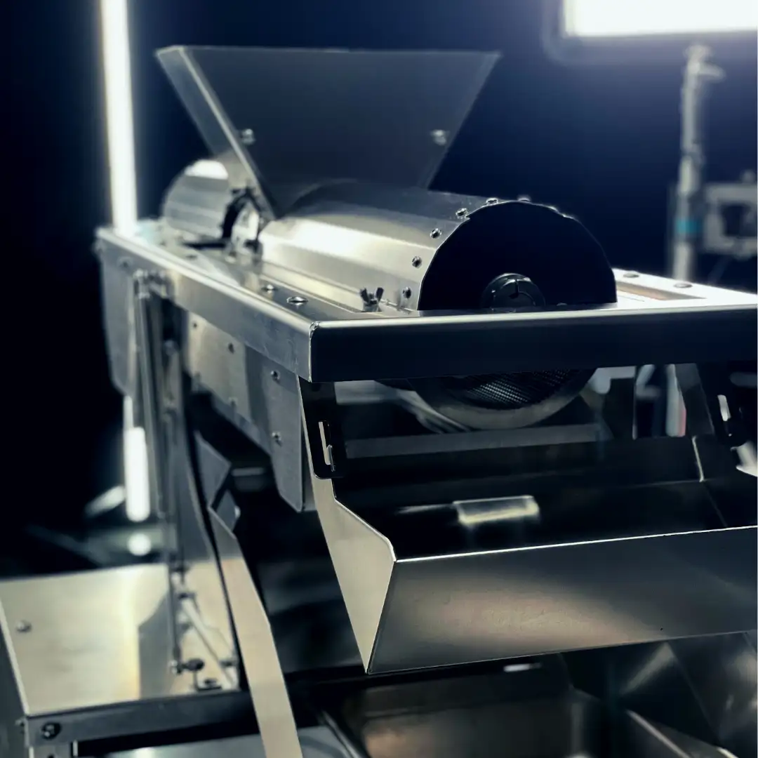 Greenbroz G Lite Grinder in dark room - Iso View