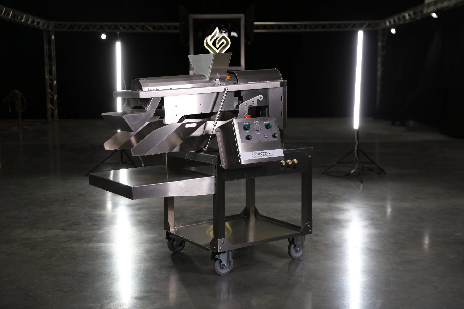 Greenbroz Model G - Grinder Hero