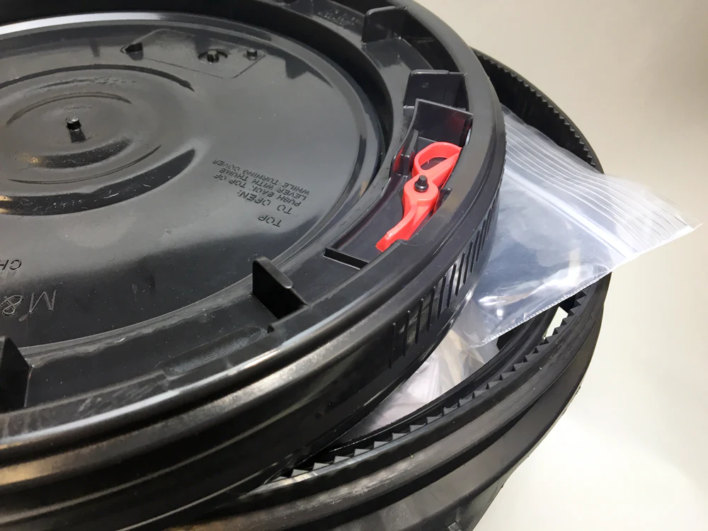 Integra Dry Bucket - Desiccant for Drying Rooms - 600g - EACH - 30 Total Qty. Open Lid