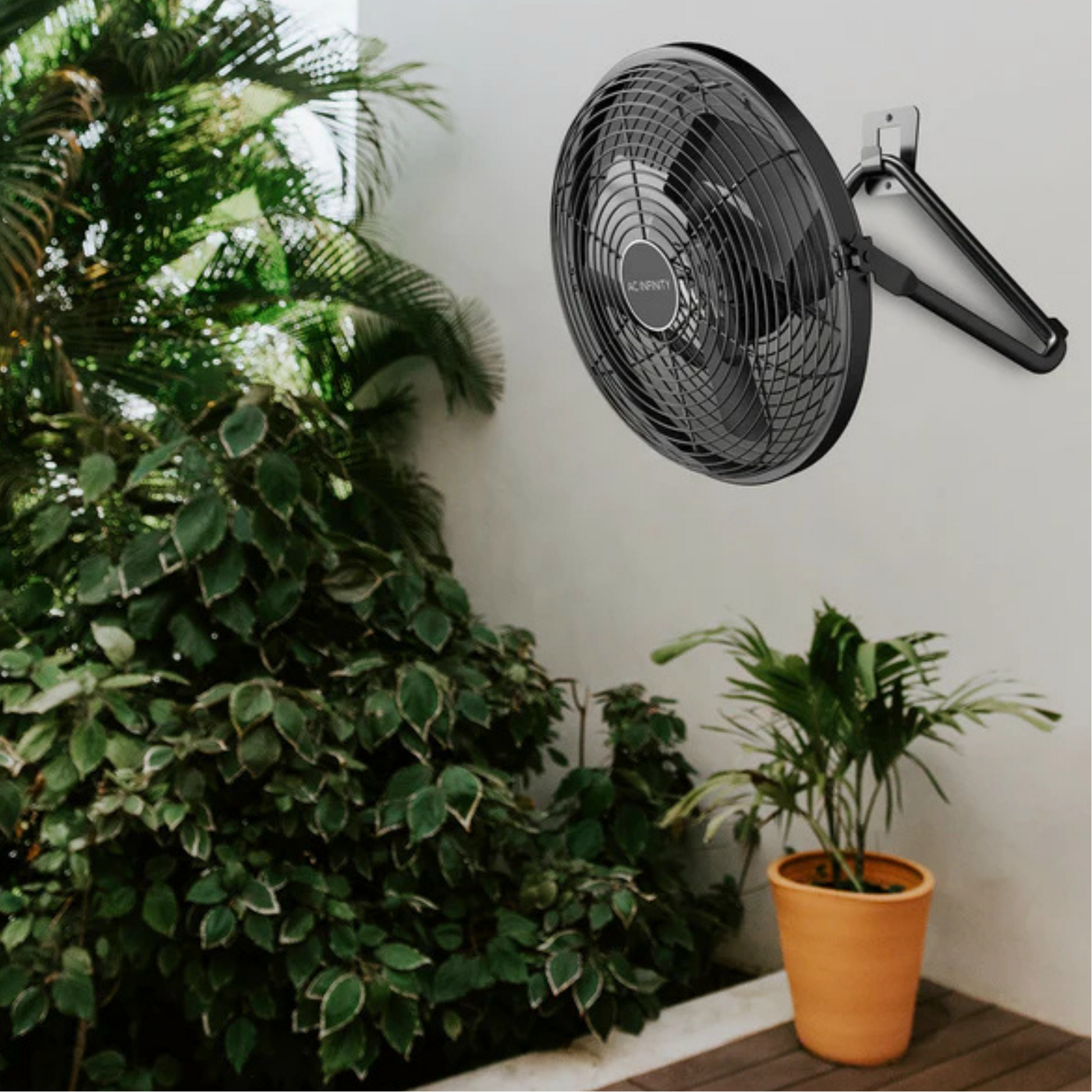 AC Infinity Cloudlift S-Series Fan in action