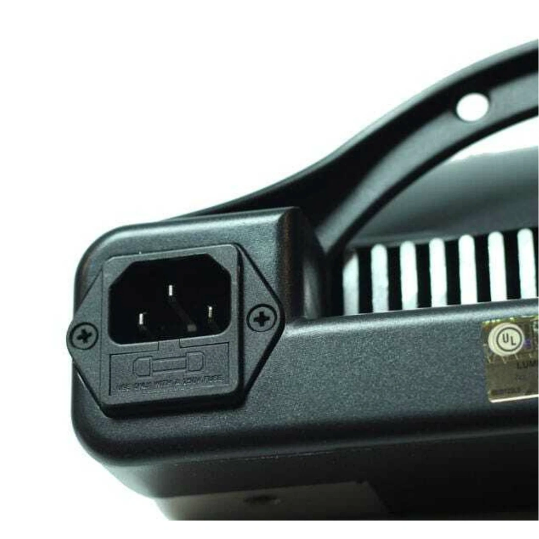 California LightWorks SolarSystem 550 LED plug