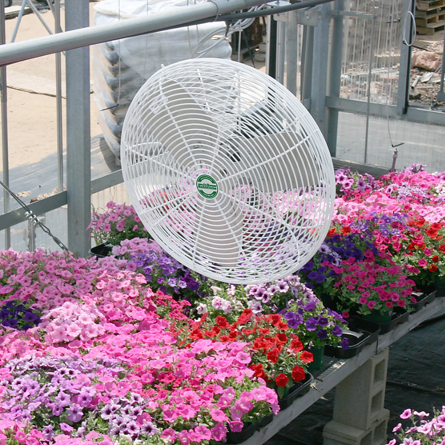 EZ-Breeze HAF Basket Fan in action