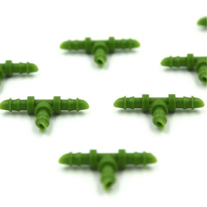 FloraFlex 1_4 in Barbed T Fitting horizontal view