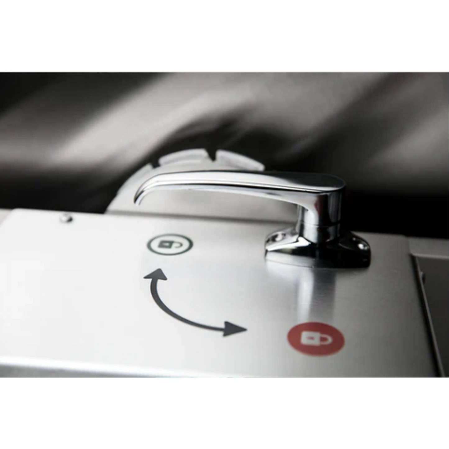 GreenBroz Alchemist 420 Dry Sifter latch