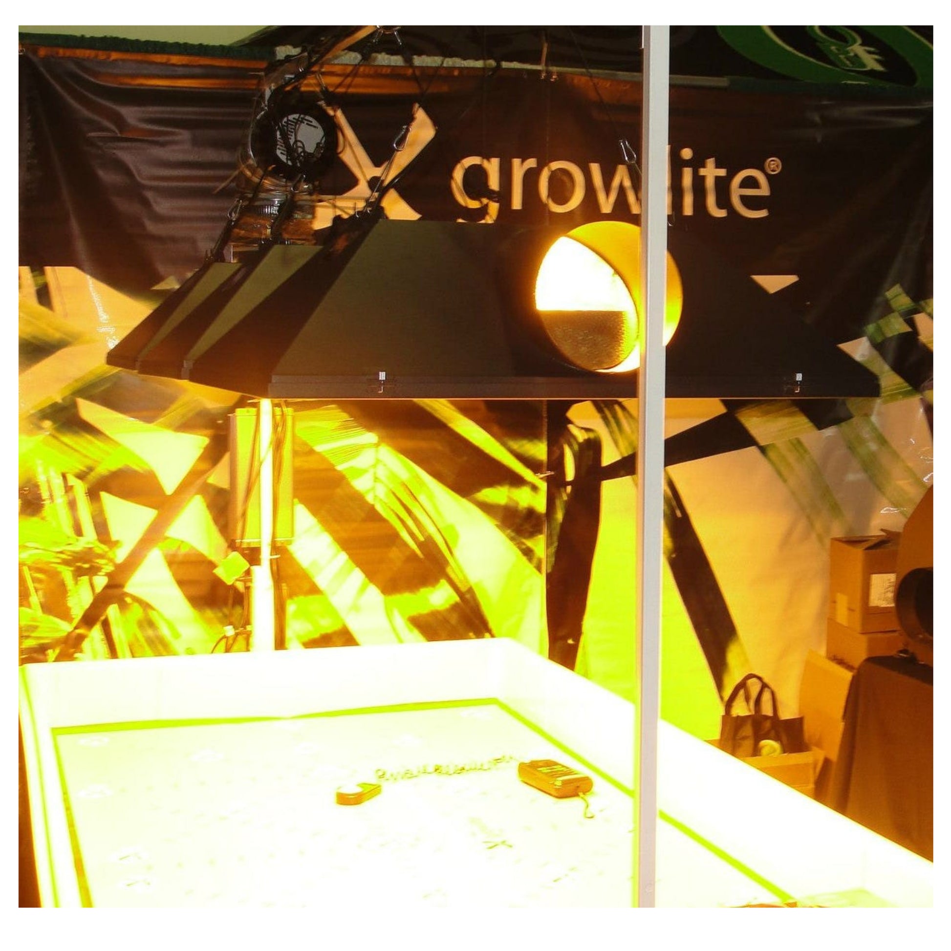 GrowLite Karma 8 reflector mounting