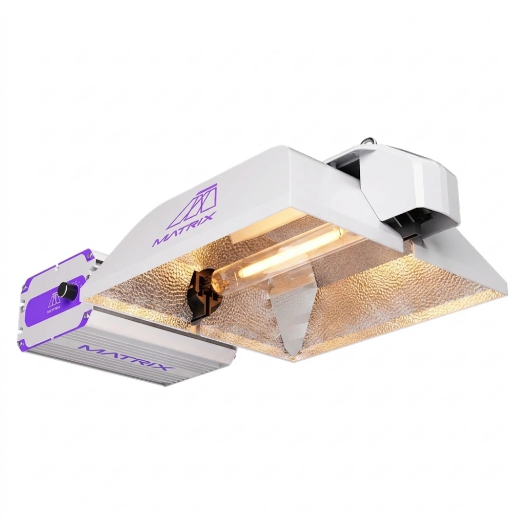 Matrix DE 1000W (DE HPS Lamp Included) turn on
