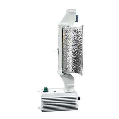 MegaPhoton 1000w DE Commercial Fixture with Lamp 277v side view