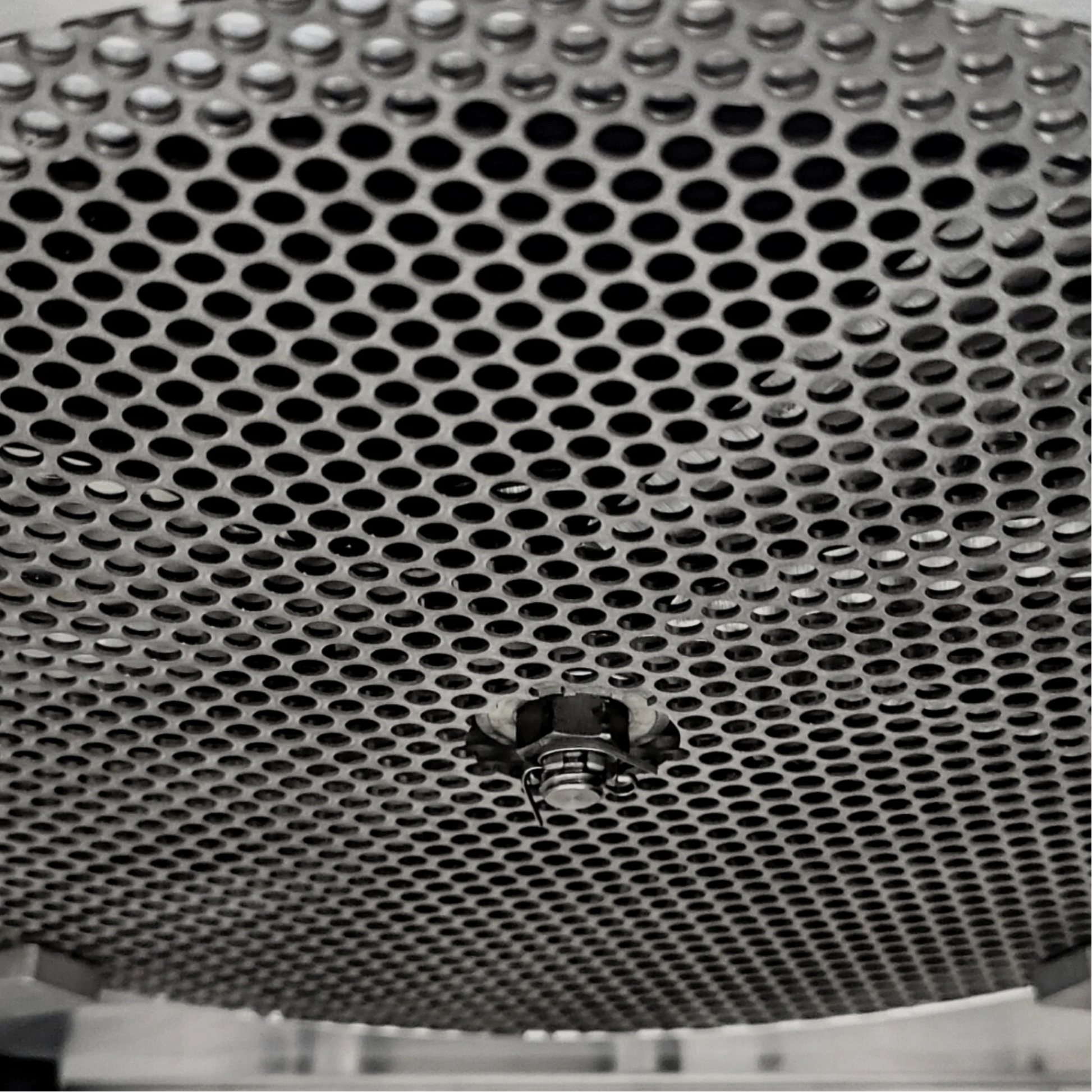 STM Revolution 2.0 Commercial Cannabis Grinder Efficient Flower Processing Grill