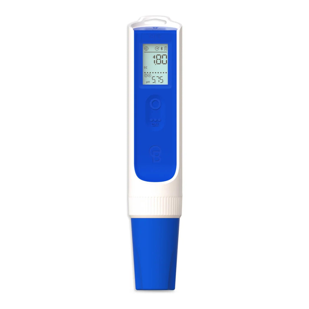 Bluelab OnePen three-in-one pH, conductivity and temperature meter with replaceable probe