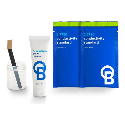 Bluelab Probe Care Kit Conductivity contents: two 2.77 EC standard sachets, conductivity probe cleaner and cleaning pot