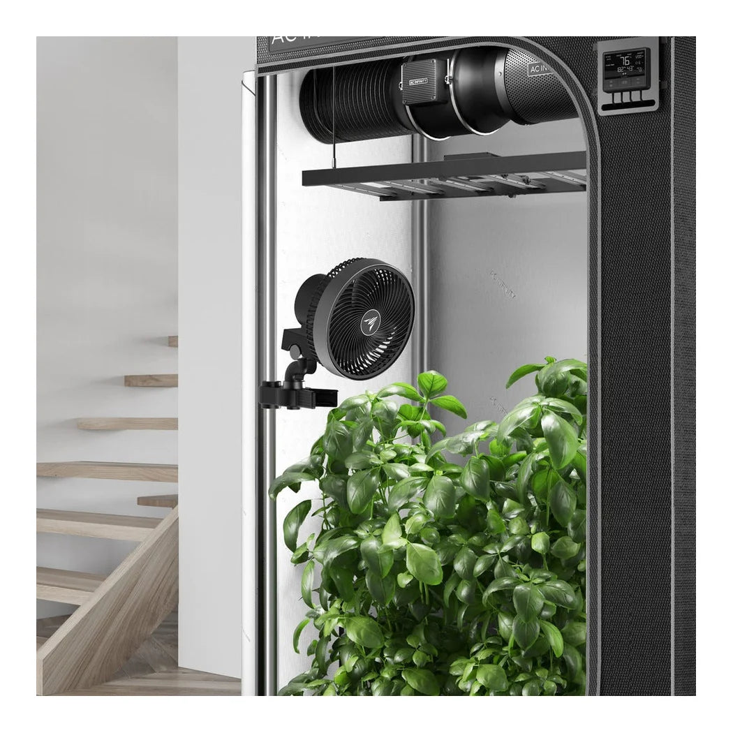 CLOUDRAY A6 mounted vertically inside a grow tent