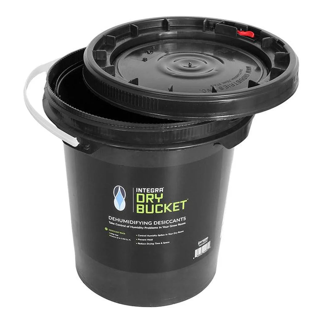 Integra Boost 5 gallon curing bucket closed with its latching lid