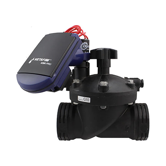 Netafim Series 80 globe valve with valve-mounted Aqua Pro battery controller