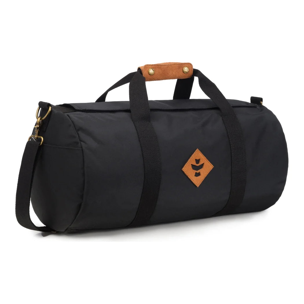 Revelry Supply The Overnighter small duffle, black