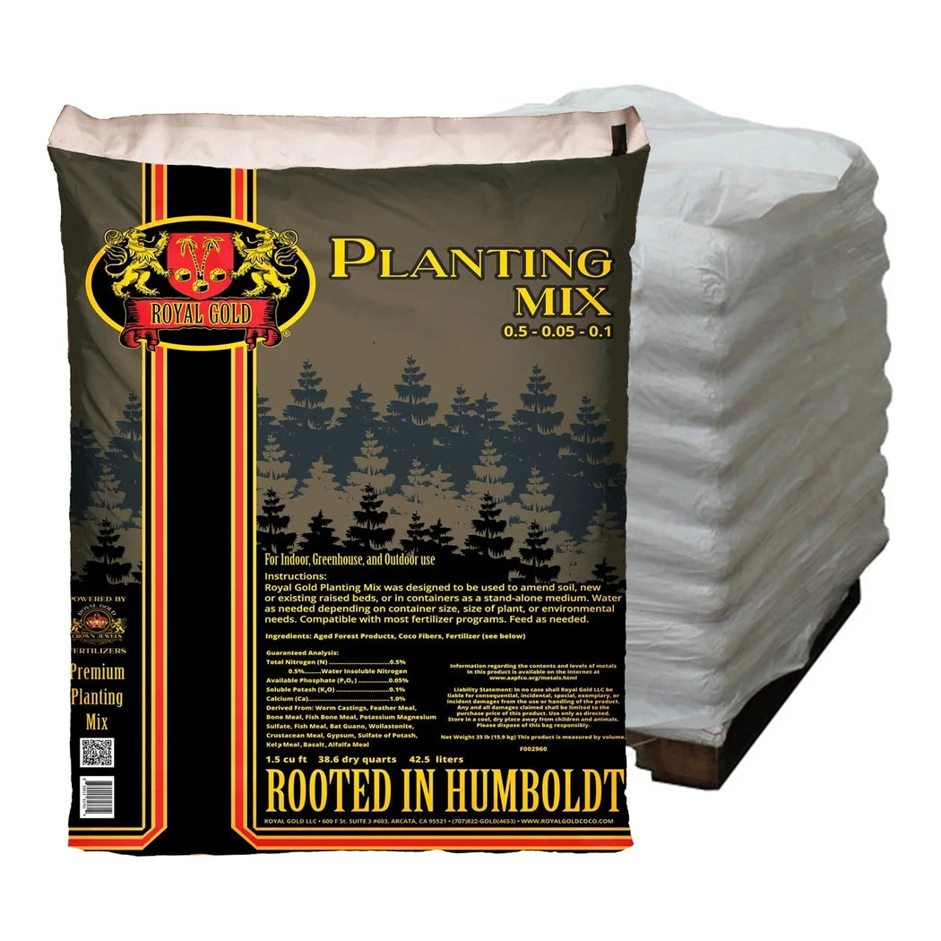Royal Gold Planting Mix 1.5 cu ft bag with full pallet of 60 bags, perlite-free coco and forest fiber mix